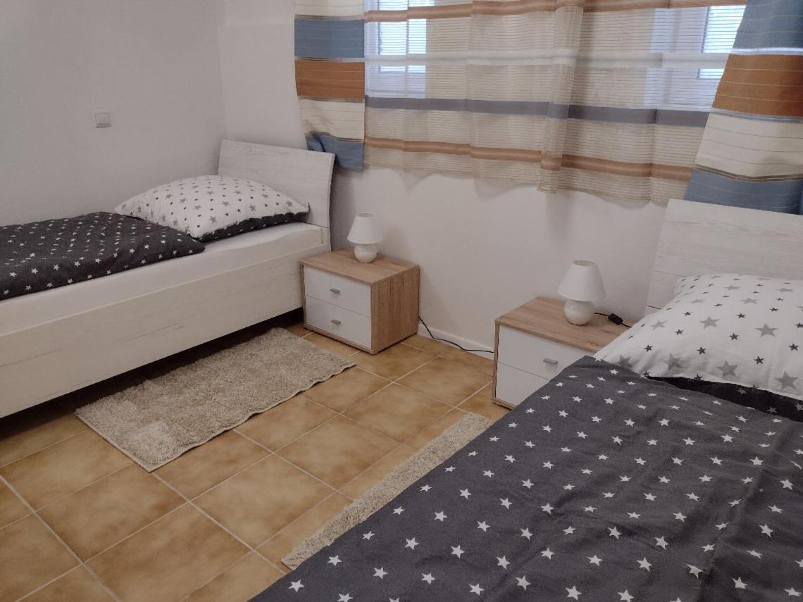 Appartement In Nitra Under The Zobor-Hill Exterior photo