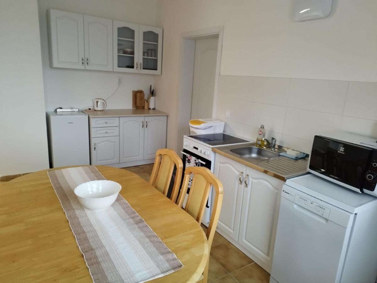 Appartement In Nitra Under The Zobor-Hill Exterior photo