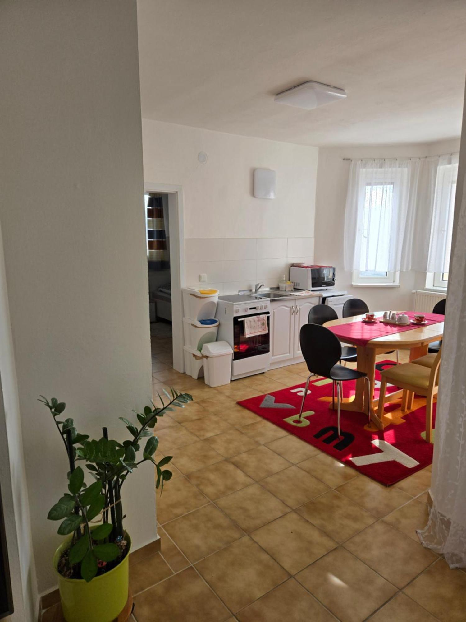 Appartement In Nitra Under The Zobor-Hill Exterior photo
